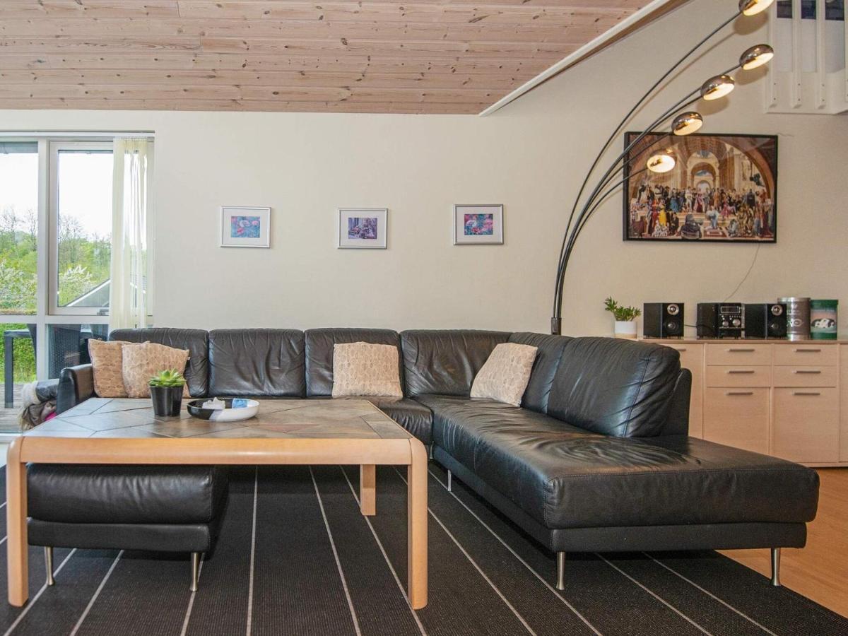 12 Person Holiday Home In Aabenraa Loddenhøj Dış mekan fotoğraf